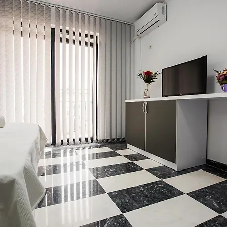 Casa Delia Guest house *